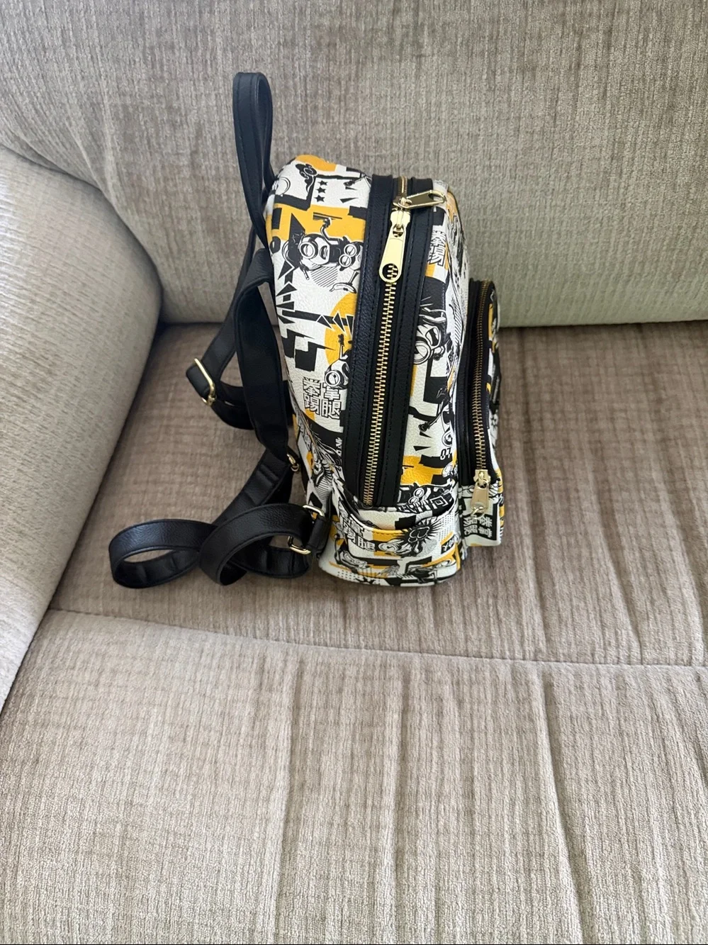 Loungefly minion graphic